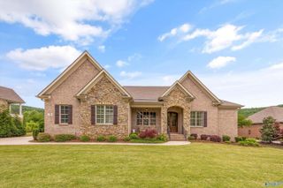78 Mcmullen Lane SE, Gurley, AL 35748
