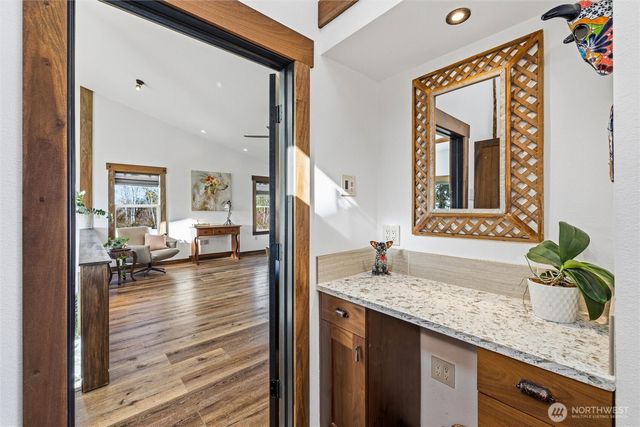 3224 Sunset Way, Bellingham, WA 98226