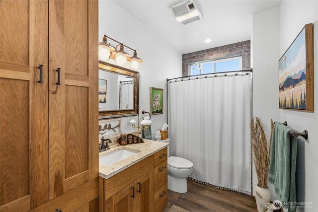 3224 Sunset Way, Bellingham, WA 98226