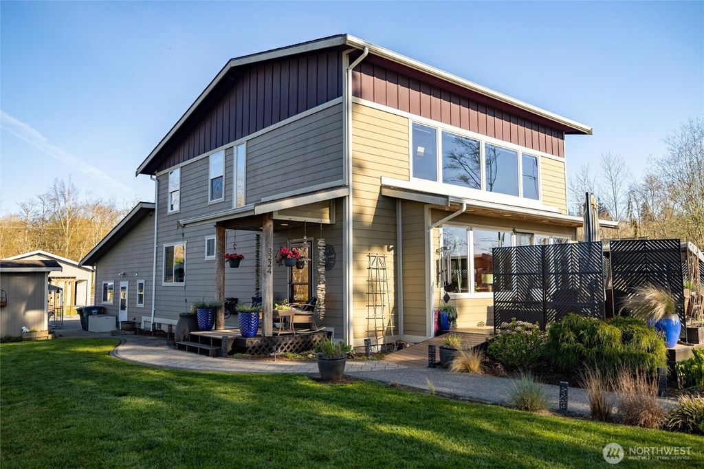 3224 Sunset Way, Bellingham, WA 98226