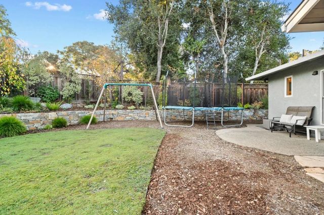 878 Miranda Green Street, Palo Alto, CA 94306