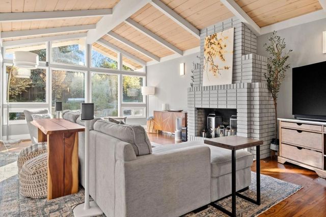 878 Miranda Green Street, Palo Alto, CA 94306