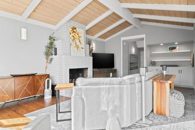 878 Miranda Green Street, Palo Alto, CA 94306