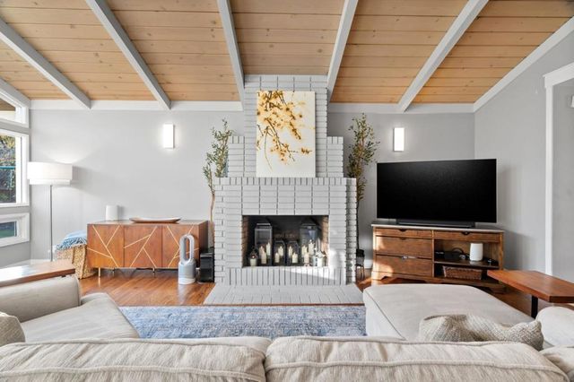 878 Miranda Green Street, Palo Alto, CA 94306