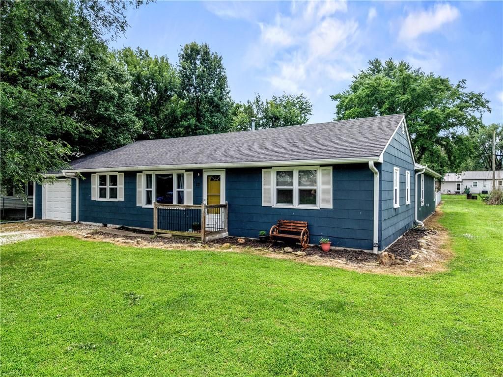 233 W 5th Street, Adrian, MO 64720