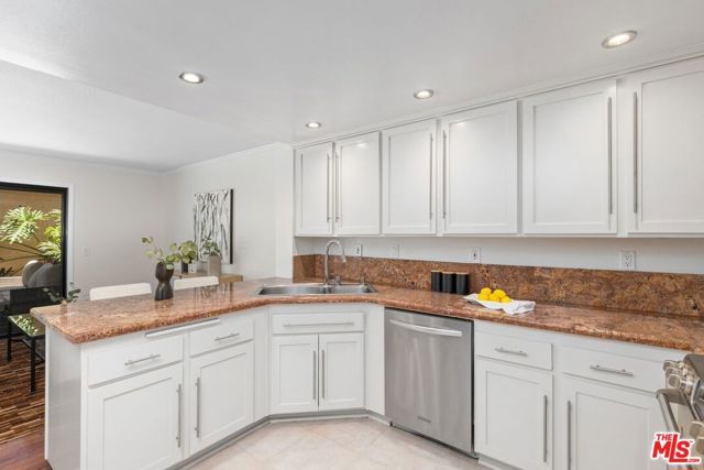 2632 Claray Drive, Los Angeles, CA 90077