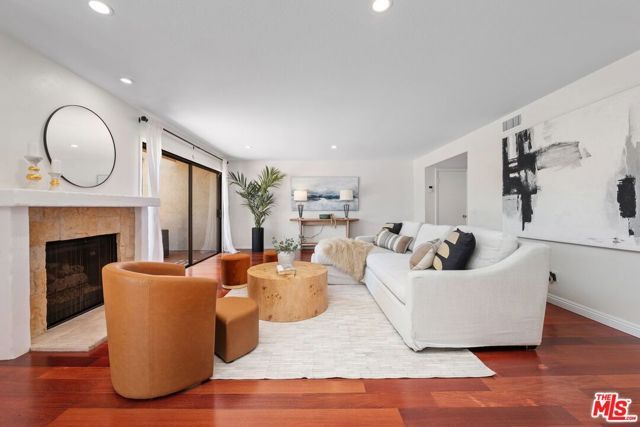 2632 Claray Drive, Los Angeles, CA 90077