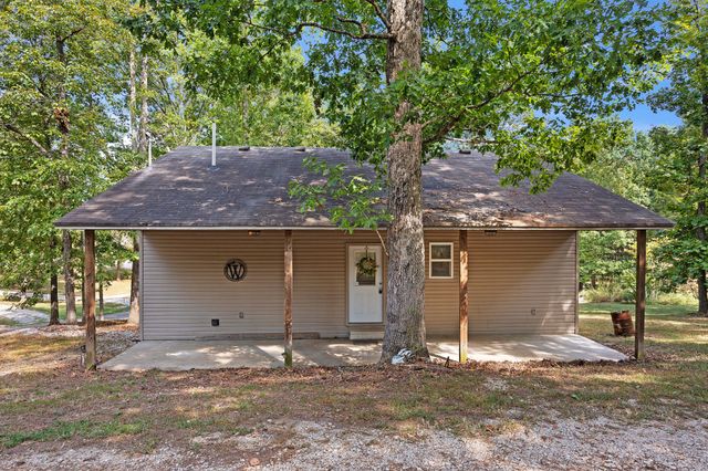 44 G & S Rock Ranch Rd, Camden, TN 38320