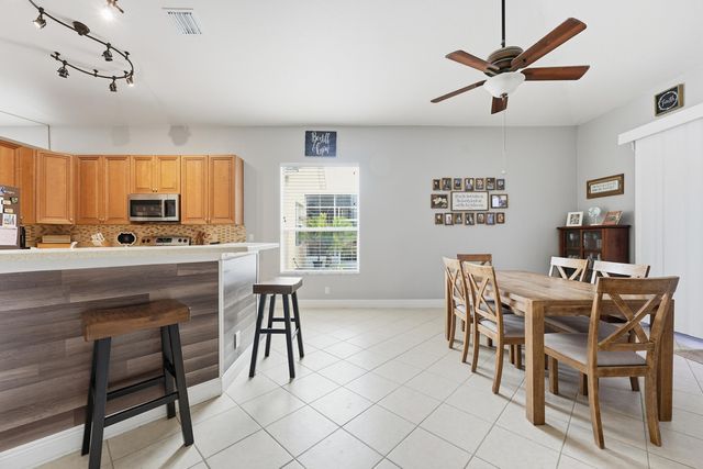 6117 Spring Lake Terrace, Fort Pierce, FL 34951