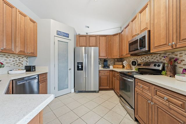 6117 Spring Lake Terrace, Fort Pierce, FL 34951