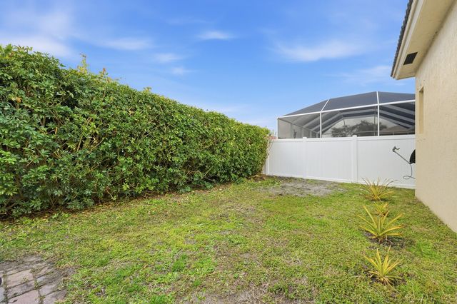 6117 Spring Lake Terrace, Fort Pierce, FL 34951