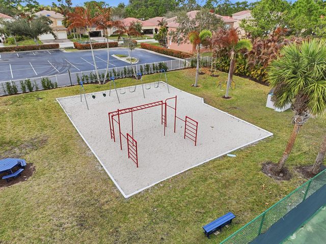 6117 Spring Lake Terrace, Fort Pierce, FL 34951