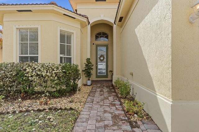 6117 Spring Lake Terrace, Fort Pierce, FL 34951