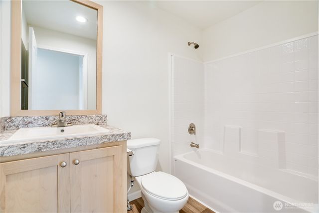 25309 52nd Avenue E, Graham, WA 98338