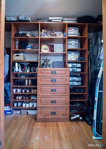 89 Handy Road, Hamden, CT 06518