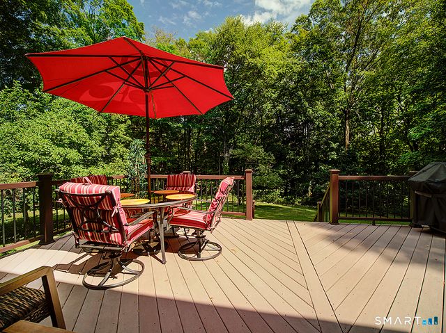 89 Handy Road, Hamden, CT 06518