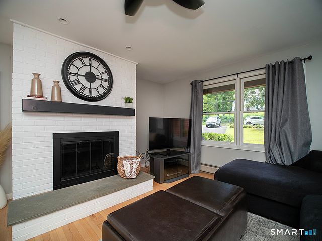 89 Handy Road, Hamden, CT 06518