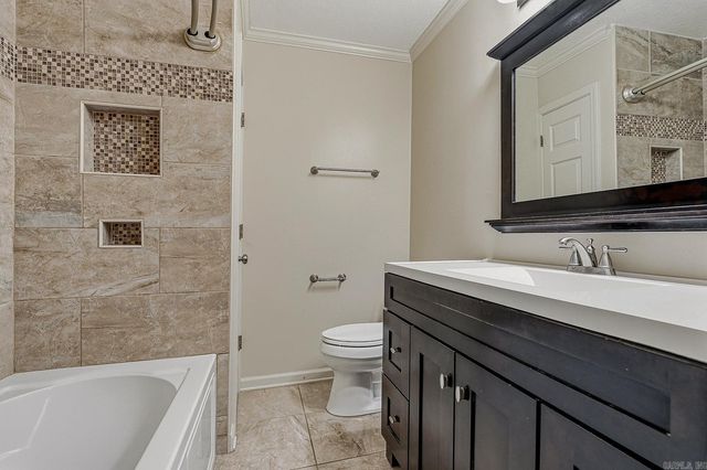 4104 Jessica Lane, Jonesboro, AR 72405
