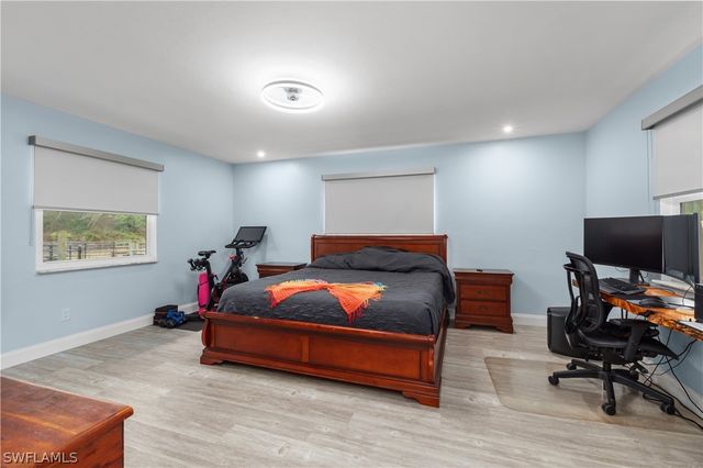 2210 20th AVE NE, Naples, FL 34120