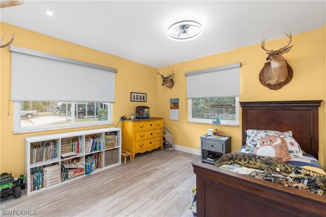 2210 20th AVE NE, Naples, FL 34120