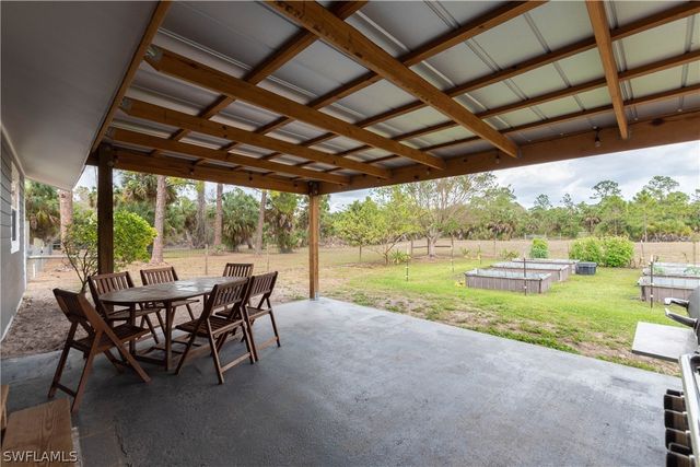 2210 20th AVE NE, Naples, FL 34120