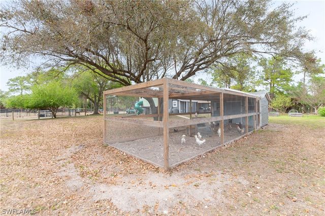 2210 20th AVE NE, Naples, FL 34120