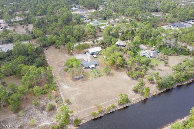 2210 20th AVE NE, Naples, FL 34120