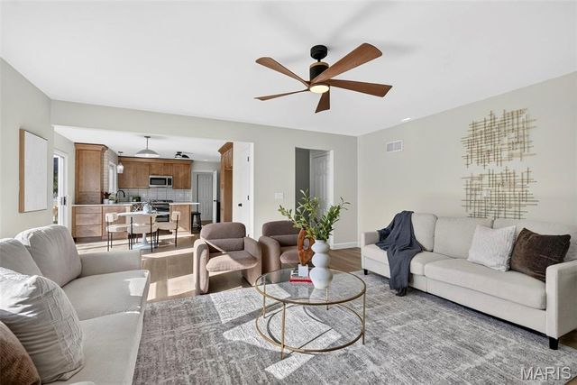 1217 Summer Lynne Drive, O'fallon, MO 63366