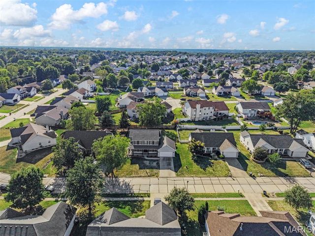 1217 Summer Lynne Drive, O'fallon, MO 63366