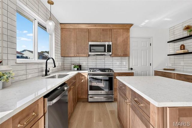 1217 Summer Lynne Drive, O'fallon, MO 63366