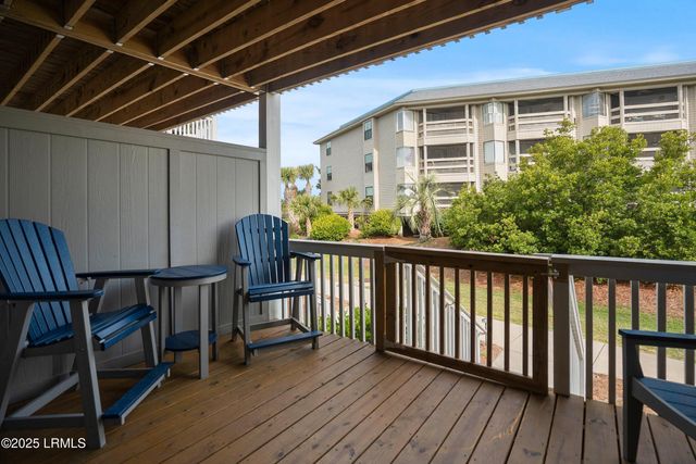 1 Cedar Reef F102, Harbor Island, SC 29920