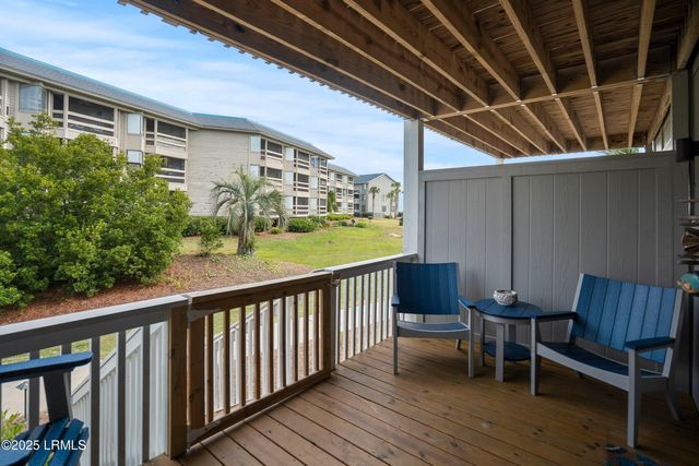 1 Cedar Reef F102, Harbor Island, SC 29920