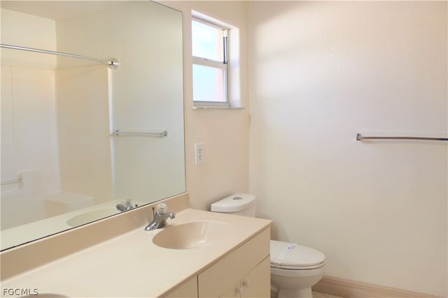 106 W 5th ST, Lehigh Acres, FL 33972