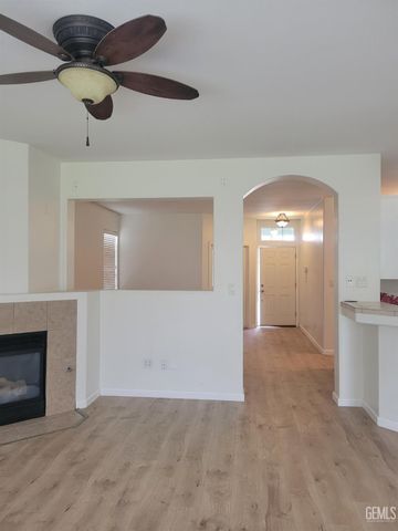 5103 Vista Del Mar Avenue, Bakersfield, CA 93311