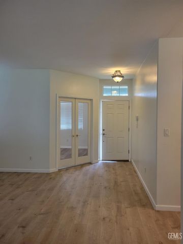 5103 Vista Del Mar Avenue, Bakersfield, CA 93311