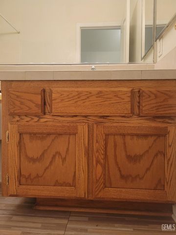 5103 Vista Del Mar Avenue, Bakersfield, CA 93311