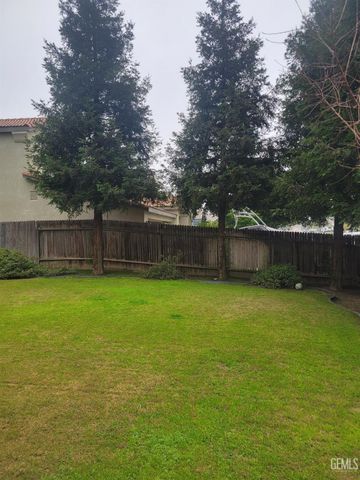 5103 Vista Del Mar Avenue, Bakersfield, CA 93311