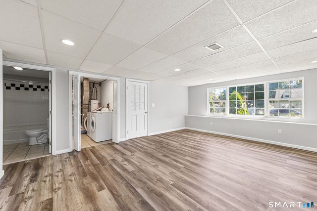 24 Wiscassett Avenue, Hamden, CT 06518