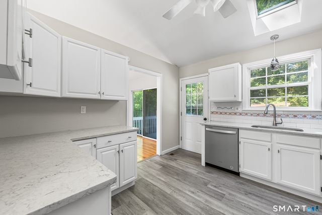 24 Wiscassett Avenue, Hamden, CT 06518