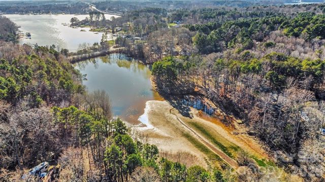 228 Creek View Road, Mooresville, NC 28117