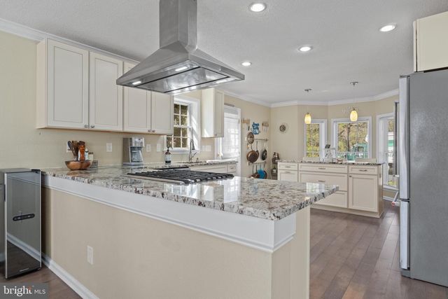 18 HUDSON AVE, Ocean View, DE 19970