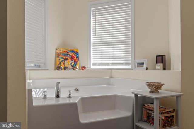 18 HUDSON AVE, Ocean View, DE 19970