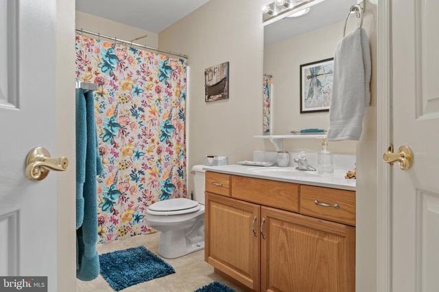 18 HUDSON AVE, Ocean View, DE 19970