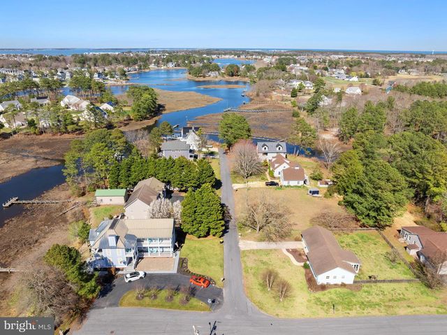 18 HUDSON AVE, Ocean View, DE 19970