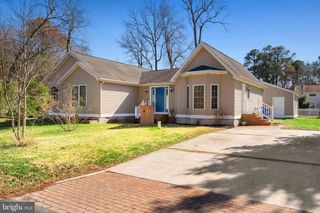 18 HUDSON AVE, Ocean View, DE 19970