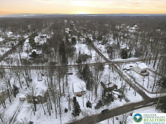 1336 Cambell Way, Coolbaugh Twp, PA 18466