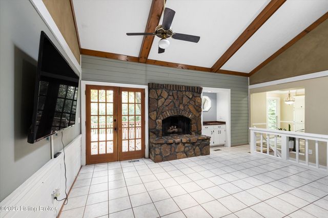 14114 Tree Crest Ct, Louisville, KY 40245