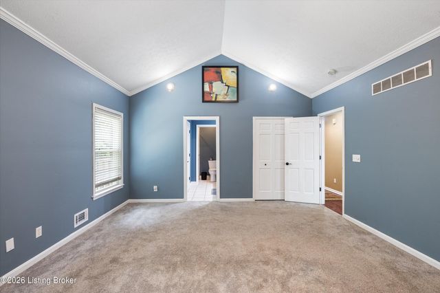 14114 Tree Crest Ct, Louisville, KY 40245