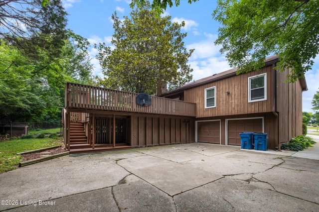 14114 Tree Crest Ct, Louisville, KY 40245