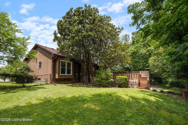 14114 Tree Crest Ct, Louisville, KY 40245